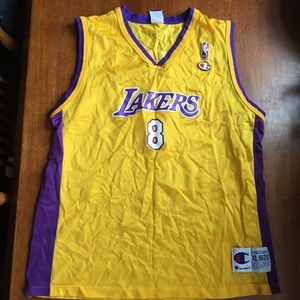 Vintage Kobe Bryant Lakers #8 Jersey (Youth XL)